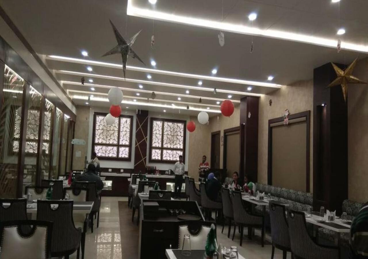 Hotel Nand Residency Ghāzīpur Kültér fotó